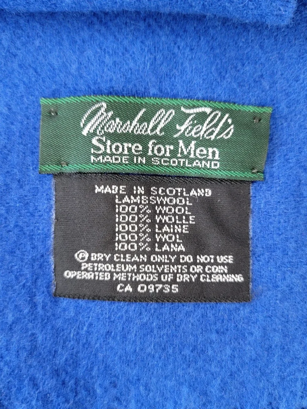 Marshall Fields Men's 100% Lambswool Cobalt Blue Fringed Scarf Luxury 64